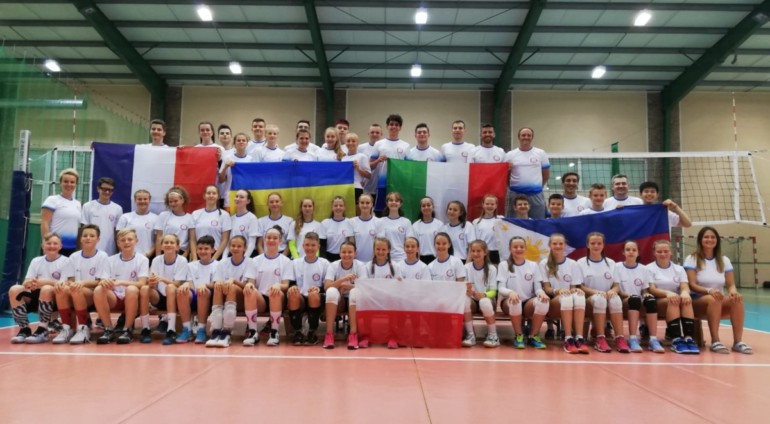 Zakończenie International Summer Volley&English <br> Camp 2019 w Kielnarowej